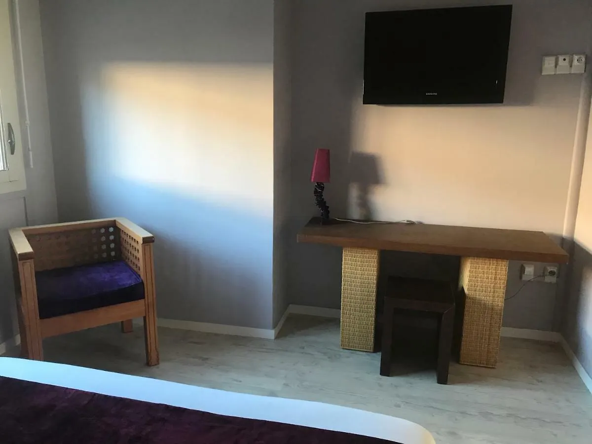 Moodz Hotel Vienne Pont-Eveque 3*,